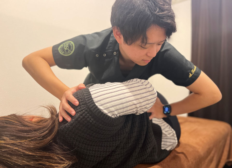 産後骨盤矯正・姿勢矯正